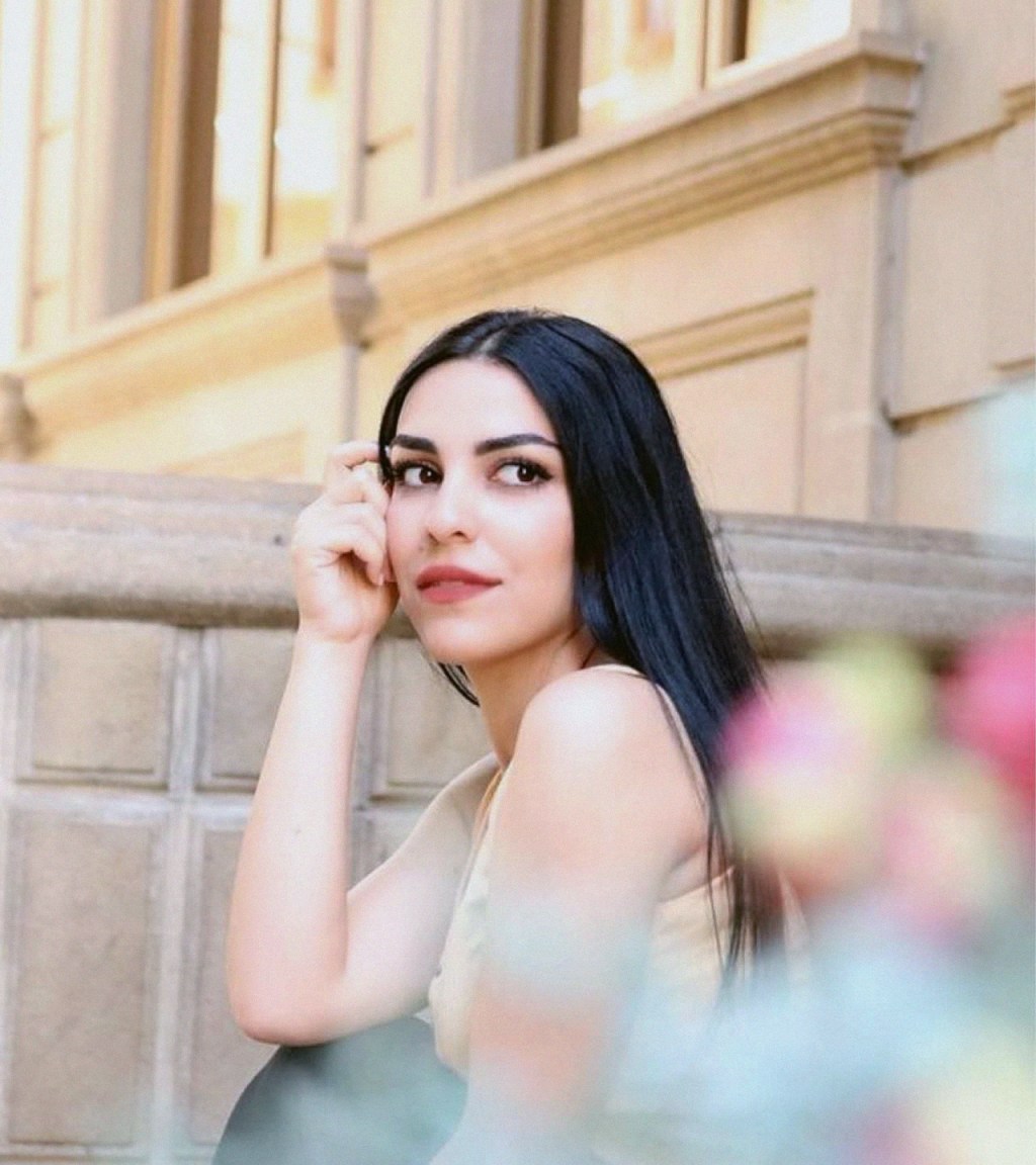 Turkic Lyrics: Günay Pirizadə — Mən&nbsp;Gələcəm